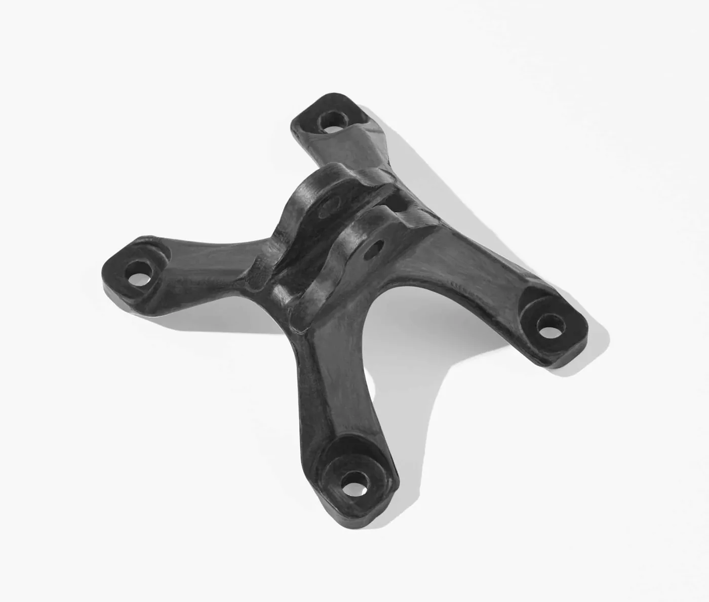 Arris molded carbon fiber bracket